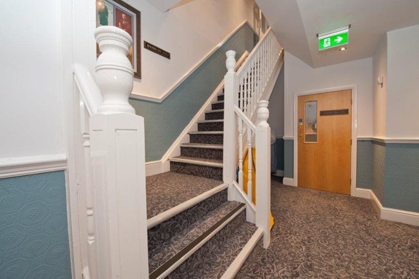 The Portland Hotel Wetherspoon Τσέστερφιλντ Εξωτερικό φωτογραφία